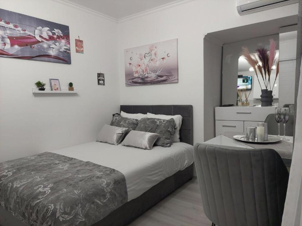 City Lux Square Apartment סקופיה מראה חיצוני תמונה